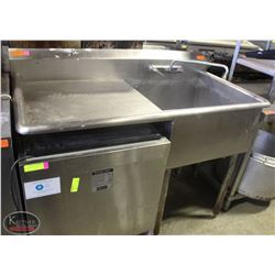 BAILIFF SEIZURE: S/S SINGLE-WELL SINK W/ LEFT HAND