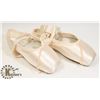 Image 1 : SOFFOLK STELLAR POINTE BALLET SHOES