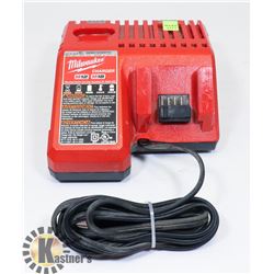 MILWAUKEE M12 / M18 VOLT CHARGER