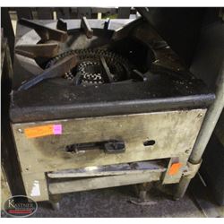 BAILIFF SEIZURE: AMERICAN RANGE NAT GAS POT STOVE
