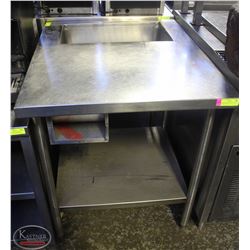 STAINLESS STEEL WORK TABLE W/ UNDERSHELF & FULL