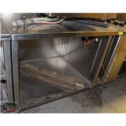 STAINLESS STEEL WORK CABINET WITH 3 IN-COUNTER CUP