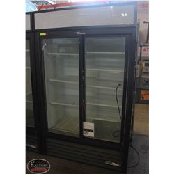 TRUE 2-DOOR UPRIGHT GLASS DISPLAY COOLER