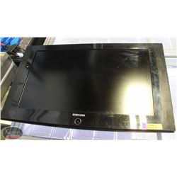 SAMSUNG LN32A330J1DXZC TV W/ WALLMOUNT- 32"