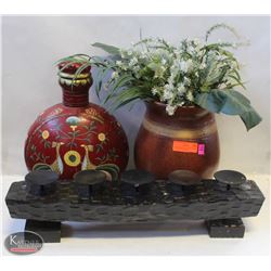 BAILIFF SEIZURE: LOT OF 2 VASES W/ 5 CANDLE HOLDER
