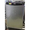 Image 1 : DANBY PREMIERE MINI FRIDGE