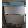 Image 1 : ICE-O-MATIC ICE BIN 30" X 29.5" X 37.5"