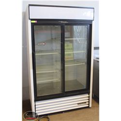 TRUE DUAL-GLASS SLIDING DOOR DISPLAY COOLER