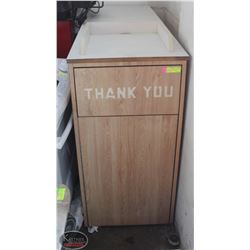 FAST FOOD STYLE GARBAGE RECEPTACLE