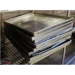 BAILIFF SEIZURE: LOT OF 13-25"X18"X1" BAKING PANS