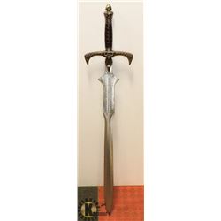 TRADITIONAL ROBIN HOOD STYLE SWORD