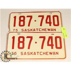 LOT OF 2 SASKATCHEWAN  1975 PLATES