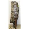 Image 1 : CAMO BOW CASE WITH ARROWS, CAMO GUN CASE