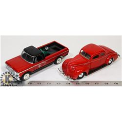 LOT OF 2 DIE CAST 1:24 SCALE CARS - 79 FORD TRUCK