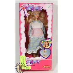 MONTROSE JUDITH MOTHER AND BABY DOLL.