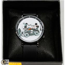 MINNIE AND MICKEY MOUSE WATCH.