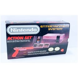 NINTENDO GAME SET IN ORIGINAL BOX.