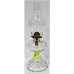 ANTIQUE ORNATE GLASS KEROSENE WICK LAMP.