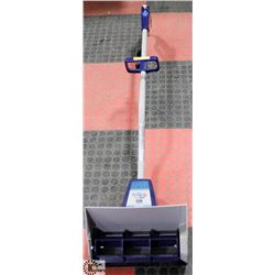 ELECTRIC SNOWJOE SNOW THROWER.