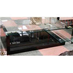 48"X27"X13.5" GLASS COFFEE TABLE.