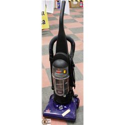 BISSEL POWER FORCE UPRIGHT VACUUM