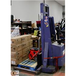 ELECTRIC PALLET JACK NO CHARGE AS IS