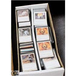LOT OF MAGIC CARDS.