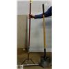 Image 1 : SHOVEL 24" FLOOR SQUEEGEE.