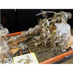 GLASS CHANDELIER LIGHT FIXTURE 10 LAMP UNIT, 45"H,