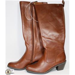 GENUINE 1976 GENUINE LEATHER BOOTS SIZE 8.5