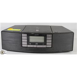 ZENITH RADIO ALARM CLOCK WITH CD PLAYER