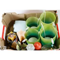 FLAT WITH SET OF 4 MATCHING CANDLE HOLDERS W/