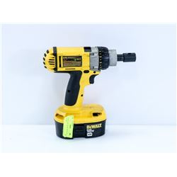 DEWALT DRILL DC987 WITH 18V BATTERY - NO CHARGER