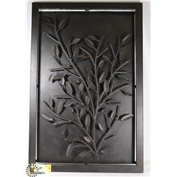 METAL TREE WALL PICTURE