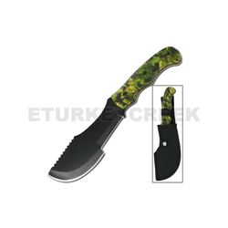 The Hunted Forest Green Realtree Camo Tracker T-3 Knife