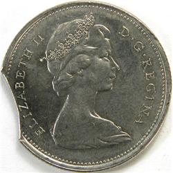 Canada 25 Cents 1974 10% curved clip
