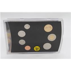 2002 - Uncirculated coin set