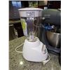Image 5 : Hamiton Beach Stand Mixer & Small Kitchen Appliances A