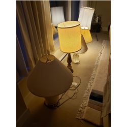 Assortment of table lamps A