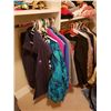 Image 4 : Large assortment of ladies clothing A