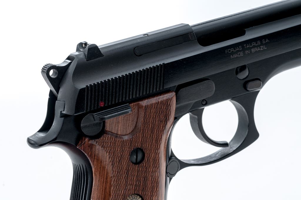 Taurus Model Pt 100 Af Semi Auto Pistol Taurus Model Pt 100 Af Semi Auto Pistol