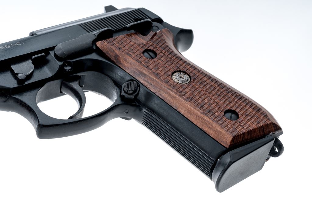 Taurus Model Pt 100 Af Semi Auto Pistol Taurus Model Pt 100 Af Semi Auto Pistol