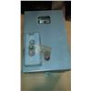 Image 1 : Cutler-Hammer and Push button remote