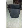 Image 1 : Trash Can