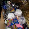 Image 2 : BOX OF NEW PARTY SUPPLIES