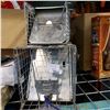 Image 2 : 2 PEST TRAPS