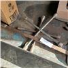 Image 2 : LOT OF VINTAGE TOOLS