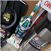 Image 1 : EUREKA BAGLESS VACUUM