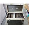 Image 2 : 3 TIER VINTAGE STORAGE CASE
