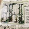 Image 2 : METAL TULIP ARBOUR W/ GATE